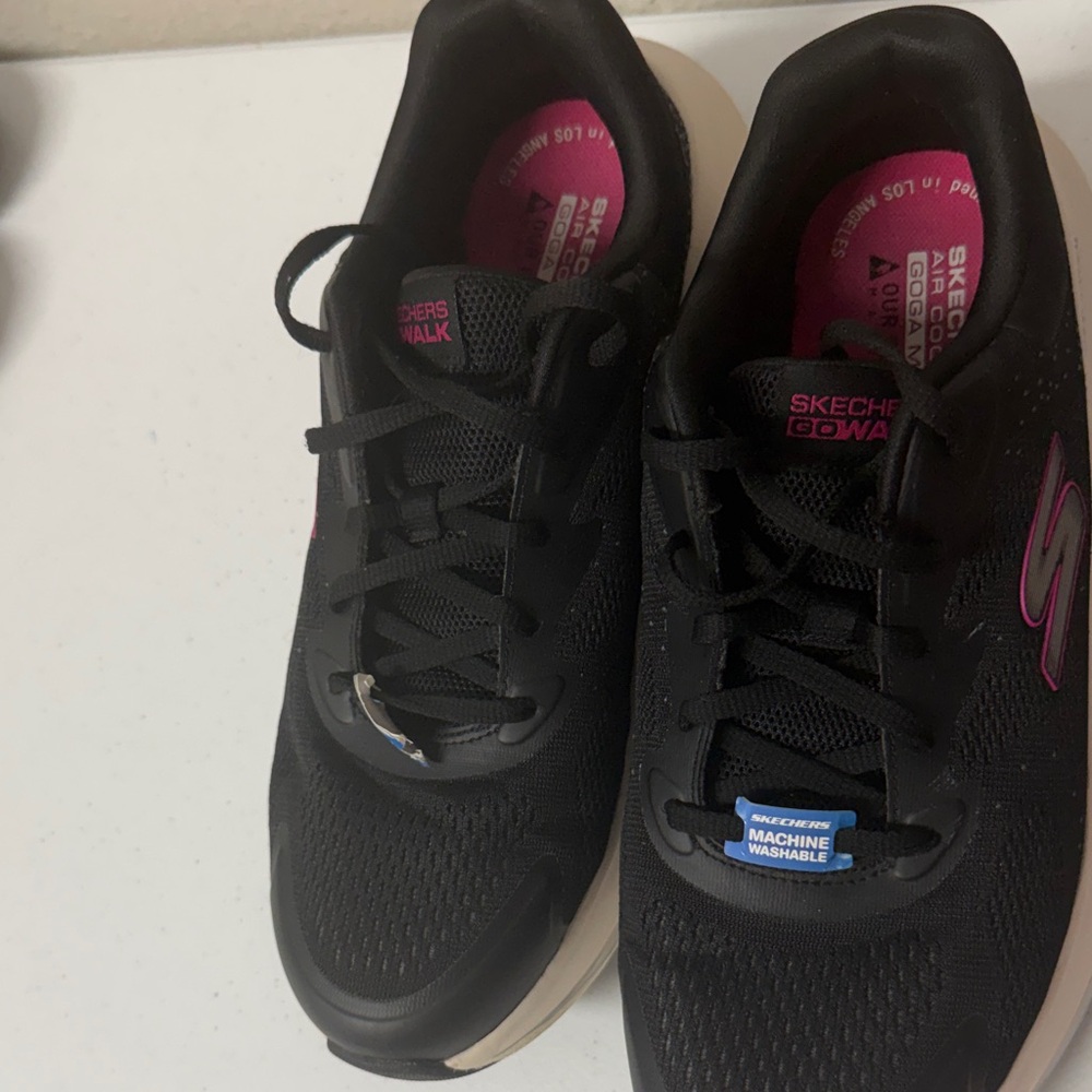 Skechers Black Athletic Sneakers with Pink Accents